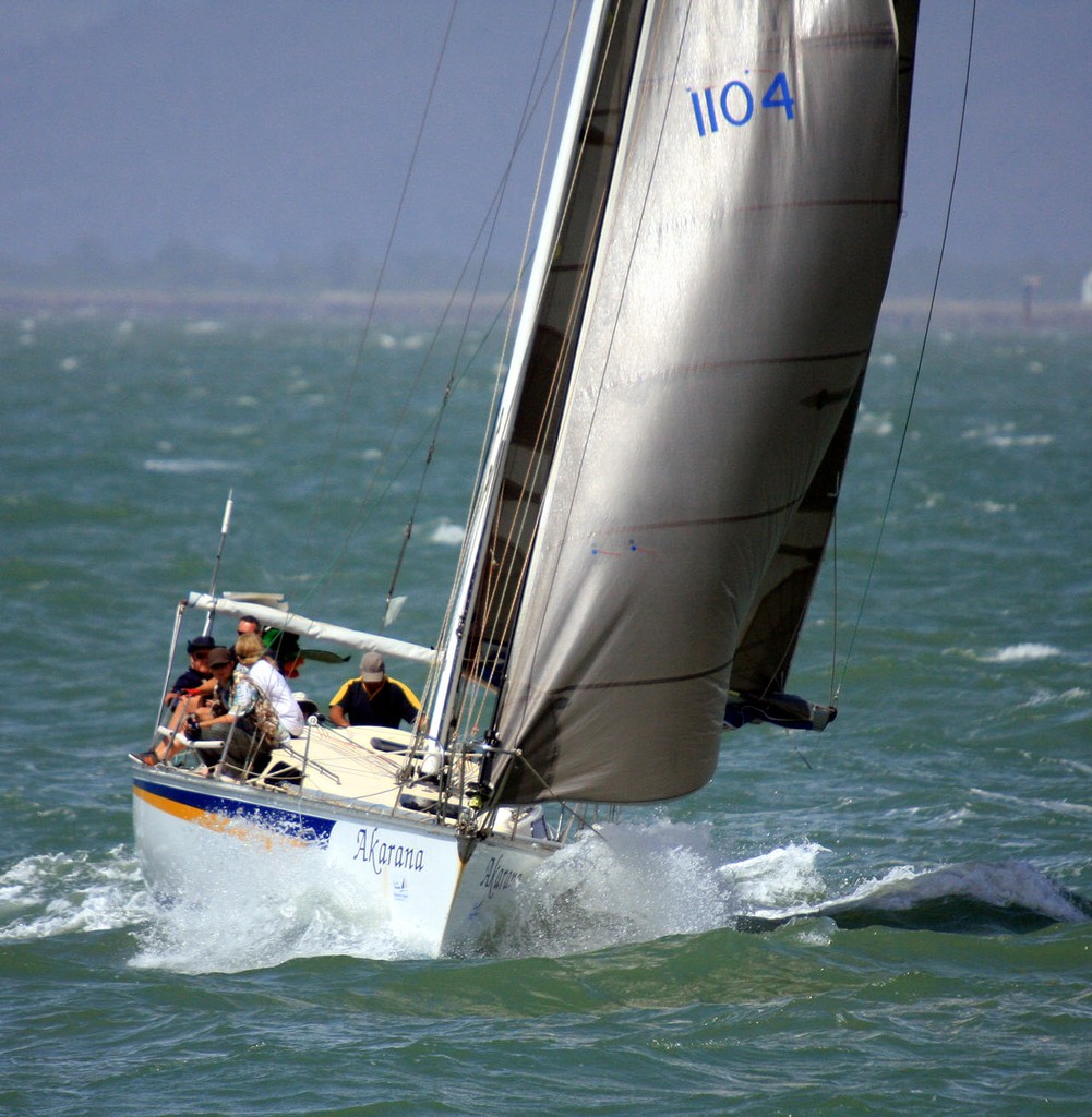 Akarana in PHS Racing Class, Sunday. 2011 SeaLink Magnetic Island Race Week. ©  SW